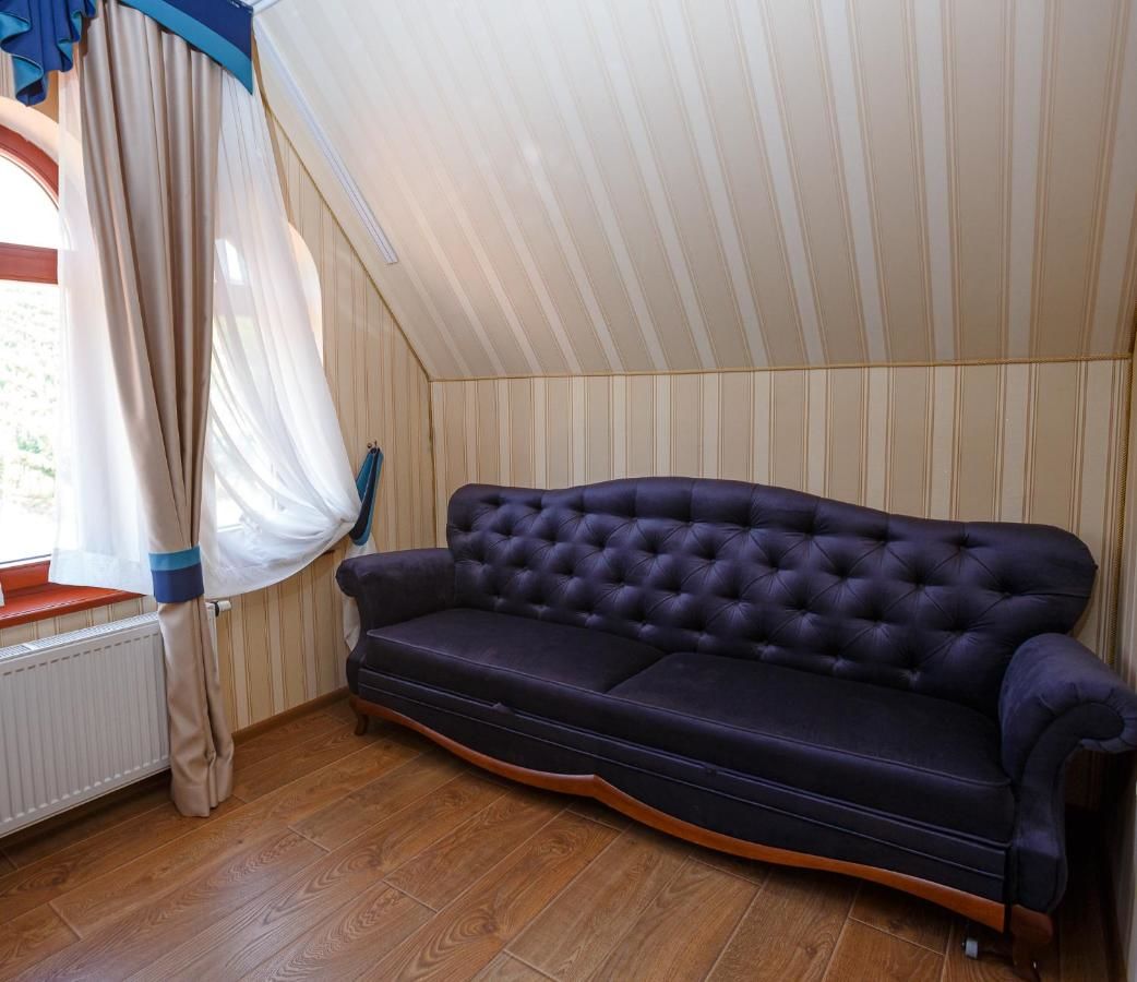 Мини-отель Chizay. Мала Гора Берегово